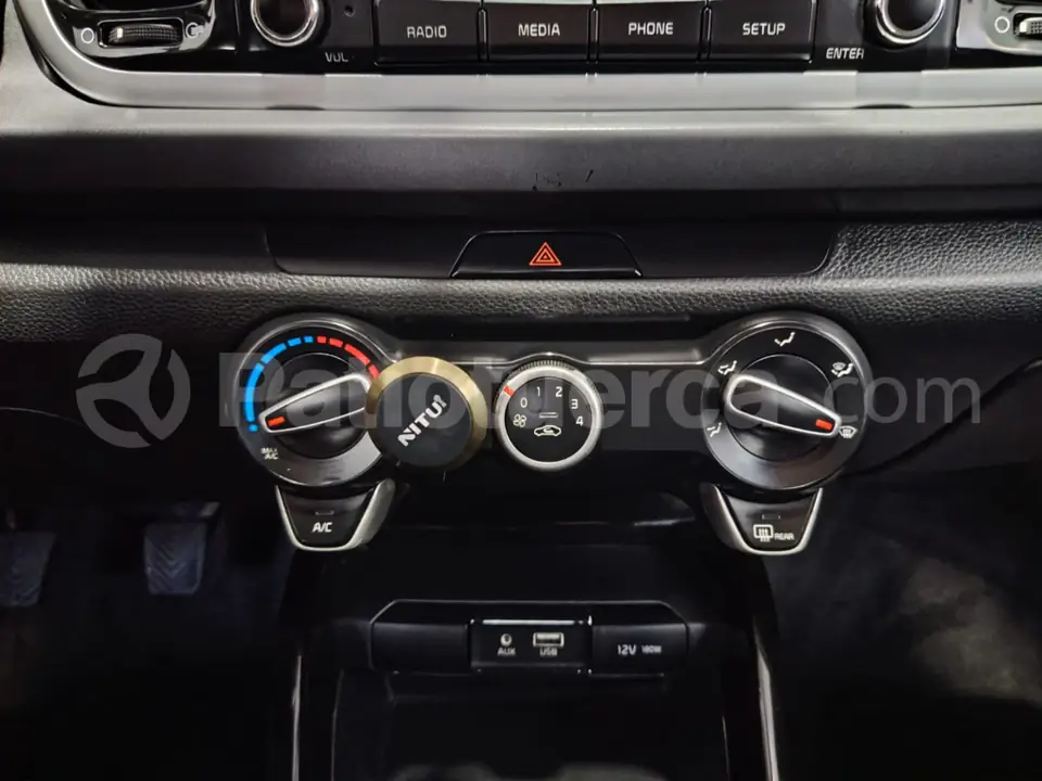 Foto 13 de Kia RIO EX