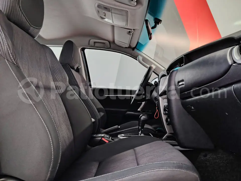 Foto 26 de Toyota New Fortuner