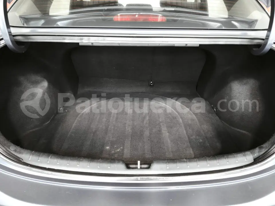 Foto 19 de Kia RIO EX