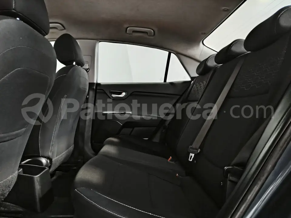 Foto 20 de Kia RIO EX