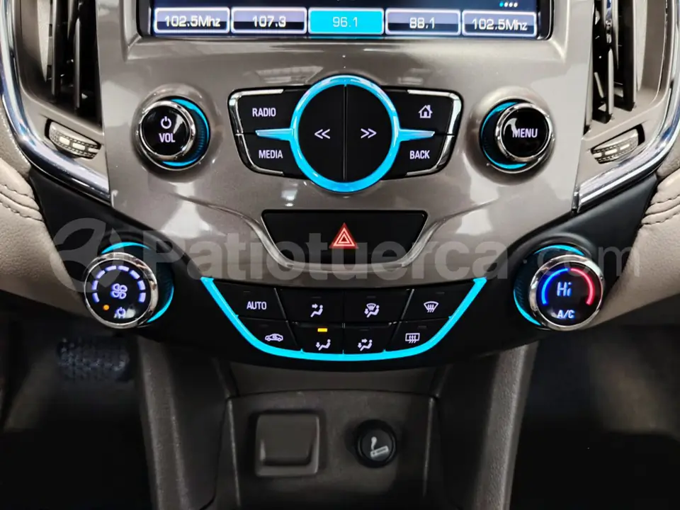 Foto 25 de Chevrolet Cruze