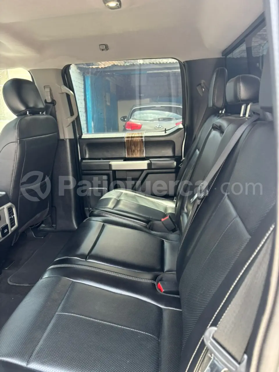 Foto 15 de Ford F150 LARIAT SC ECOBOOST AC 3.5 CD