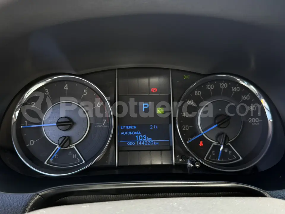 Foto 15 de Toyota Fortuner