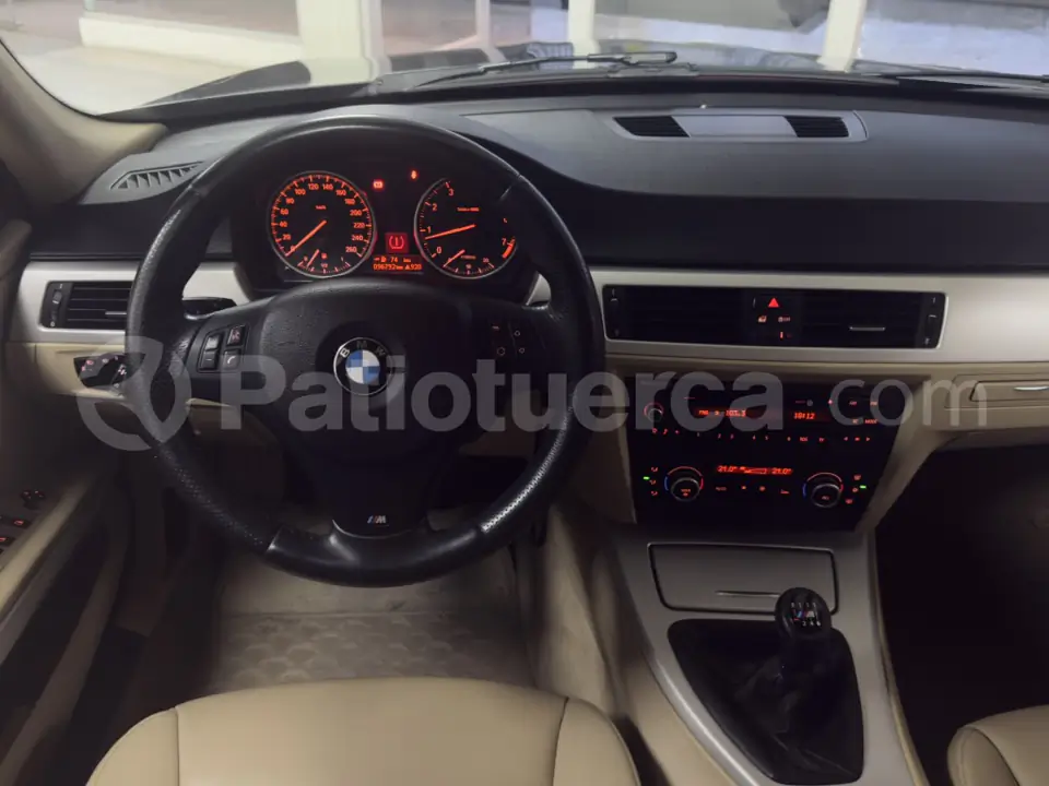 Foto 7 de BMW 325i