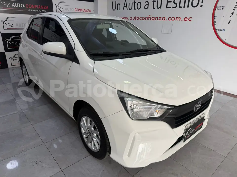 Foto 3 de Toyota Agya