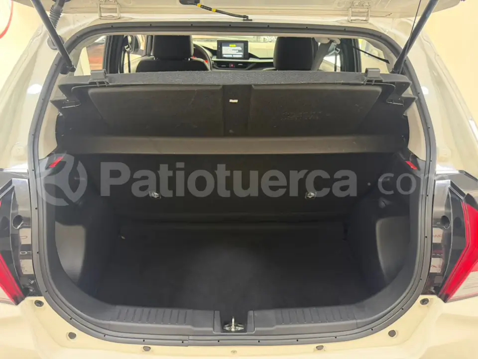 Foto 10 de Toyota Agya