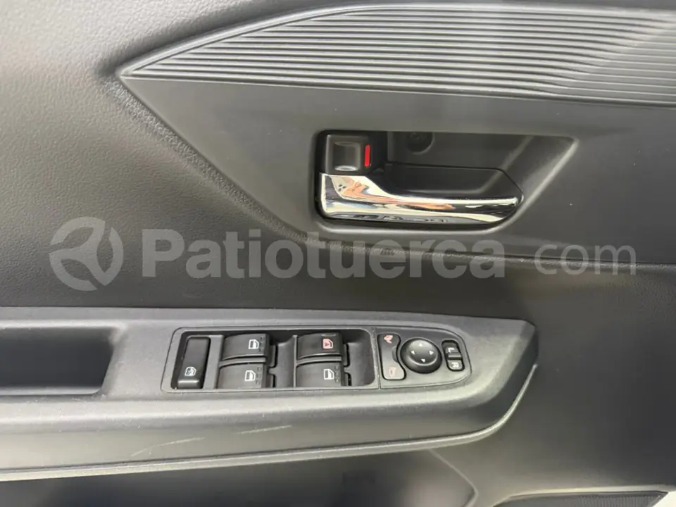 Foto 10 de Toyota Agya