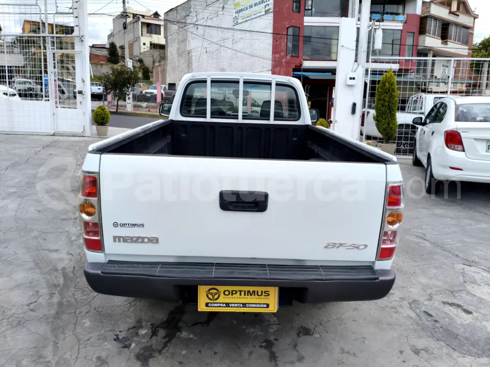 Foto 3 de Mazda BT-50 4x4
