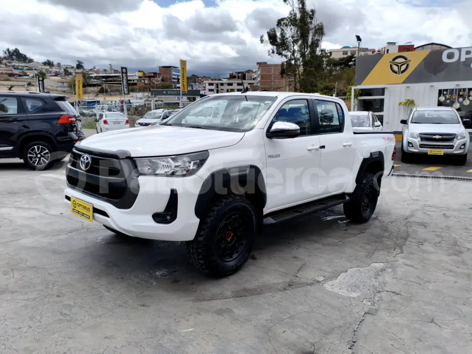 Foto 2 de Toyota Hilux CD 4x4 Diesel