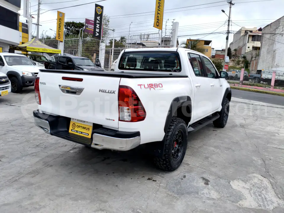 Foto 8 de Toyota Hilux CD 4x4 Diesel