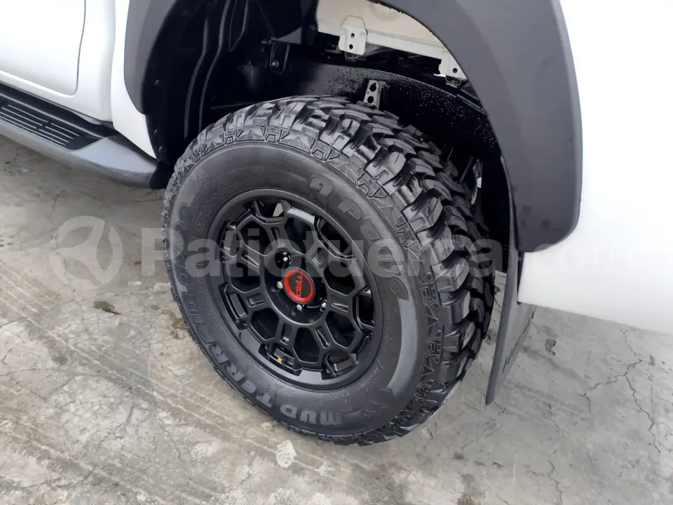 Foto 13 de Toyota Hilux CD 4x4 Diesel