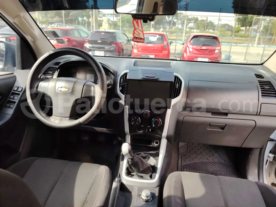 Foto 9 de Chevrolet D-MAX CRDI 3.0 CD 4X4