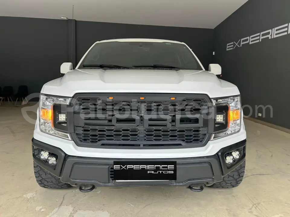 Foto 1 de Ford F150 LARIAT SC ECOBOOST AC 3.5 CD