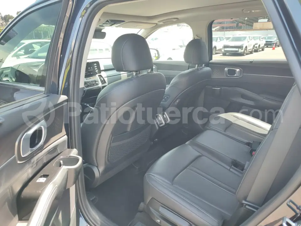 Foto 9 de Kia Sorento