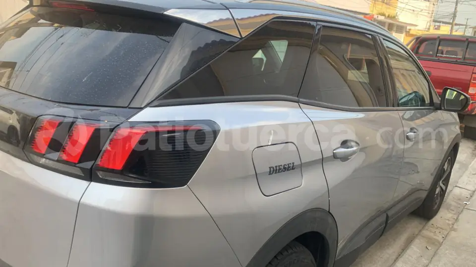 Foto 2 de Peugeot 3008N ACT 20H