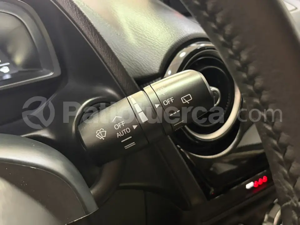 Foto 21 de Mazda CX 3 CORE