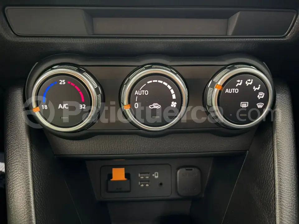 Foto 25 de Mazda CX 3 CORE