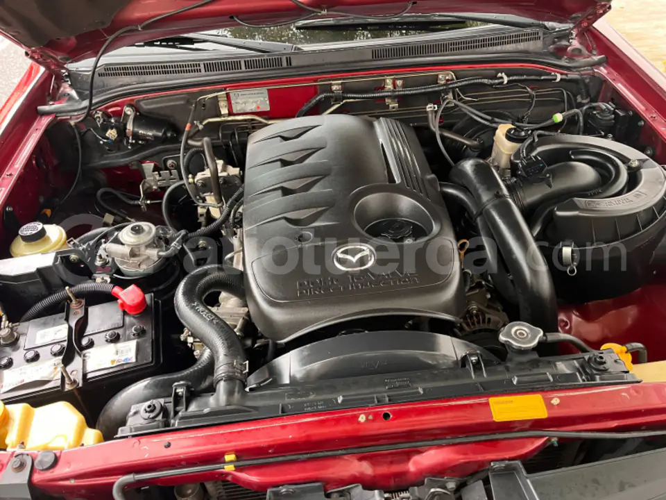 Foto 4 de Mazda BT-50 CD 4x2 Diesel