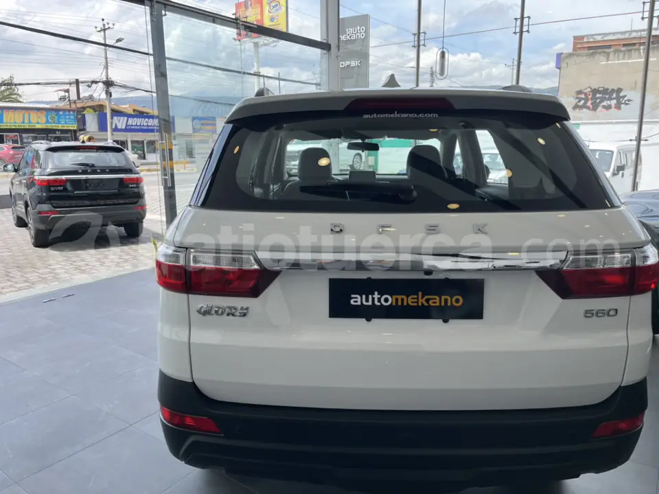 Foto 3 de DFSK GLORY 560