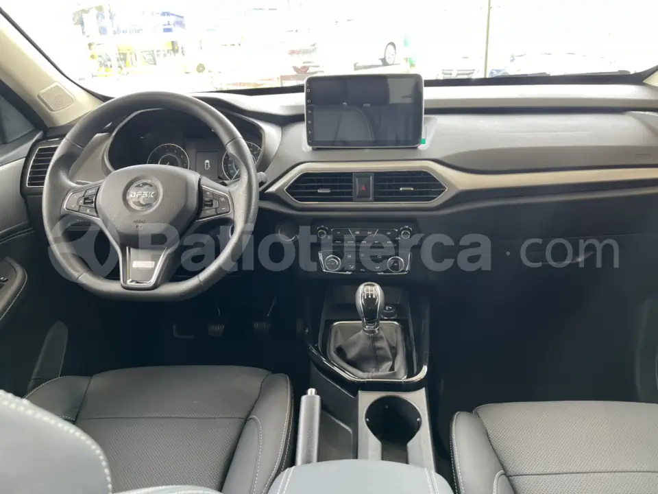 Foto 7 de DFSK GLORY 560