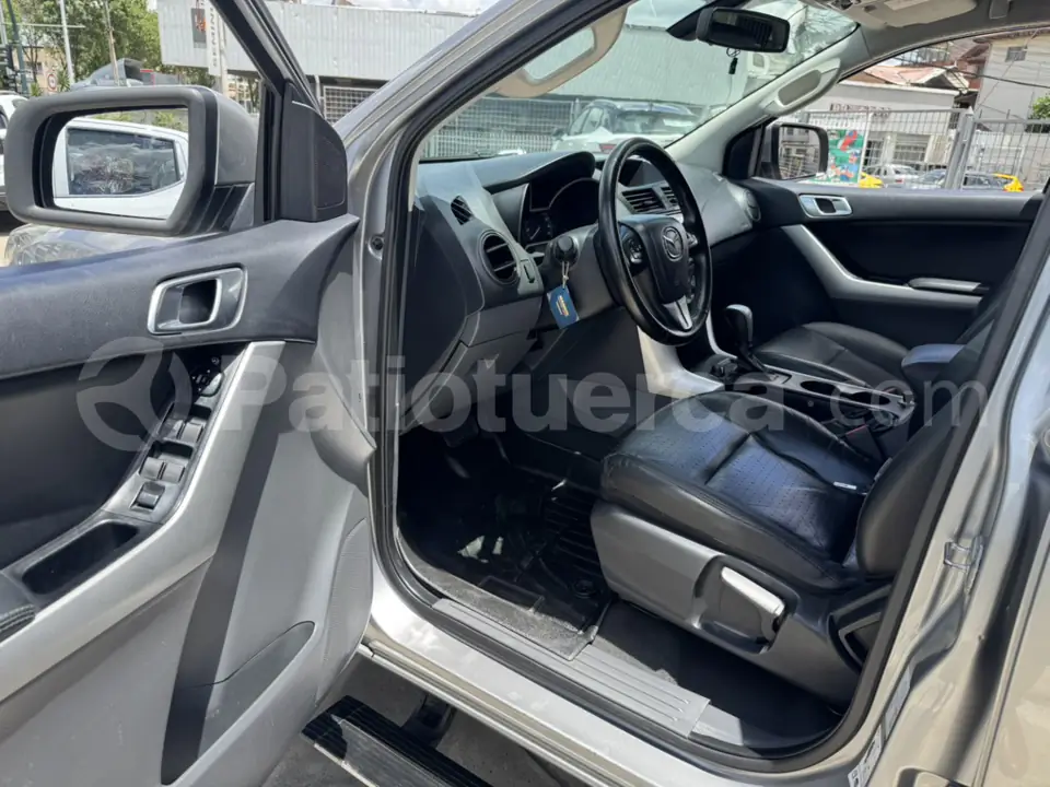 Foto 14 de Mazda New BT-50