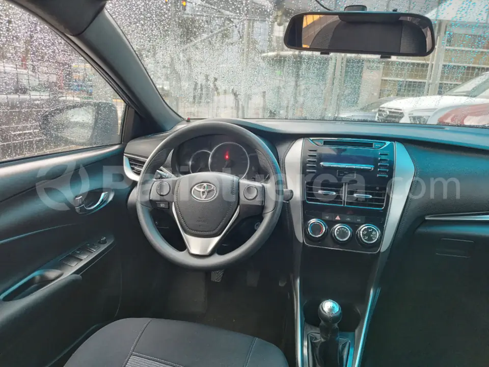 Foto 9 de Toyota Yaris