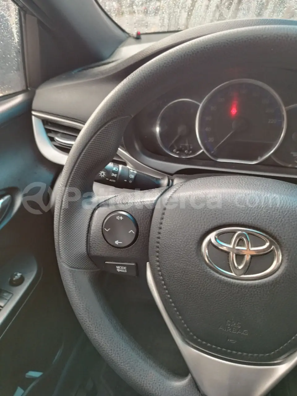 Foto 7 de Toyota Yaris