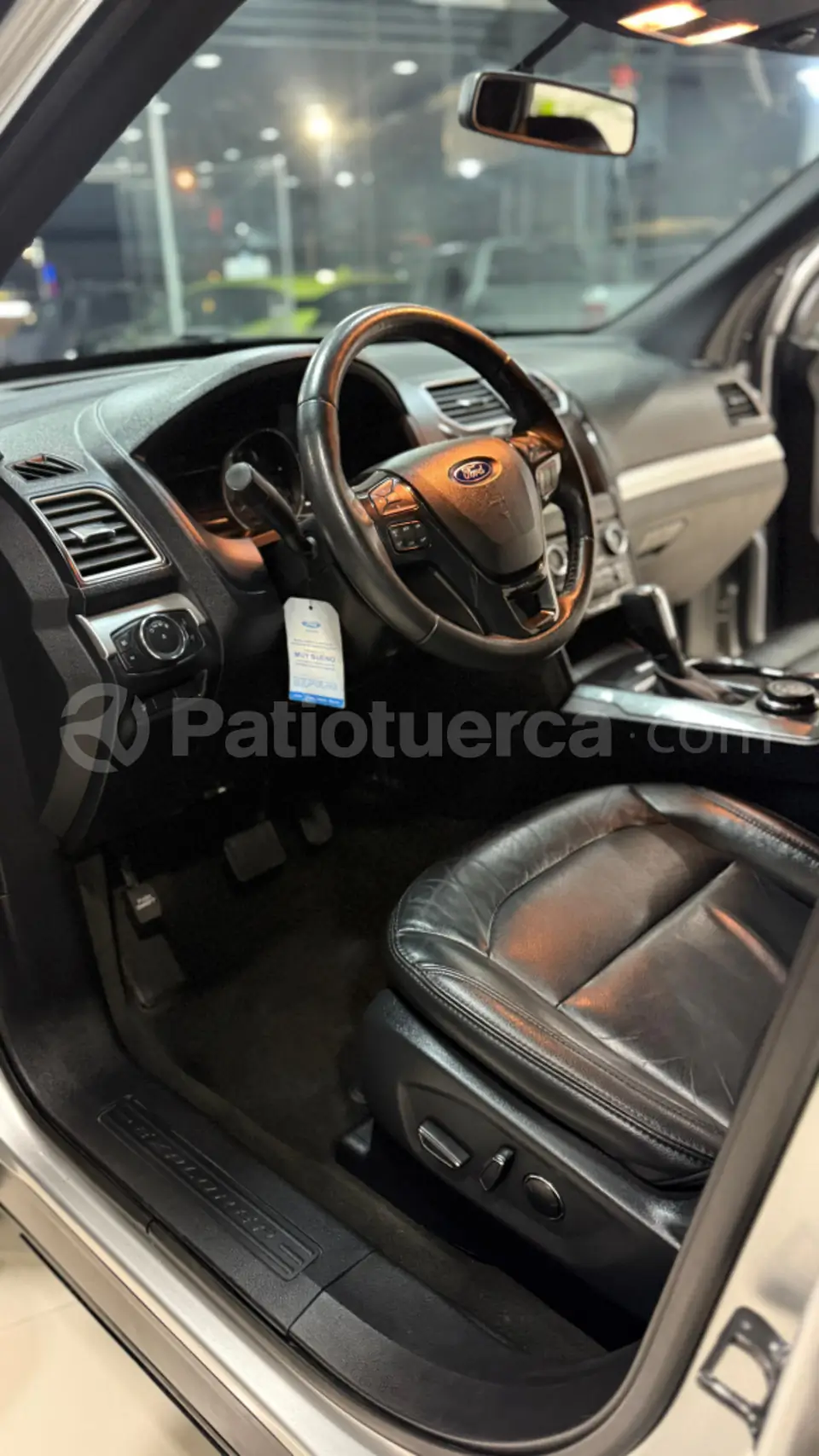 Foto 15 de Ford Explorer XLT