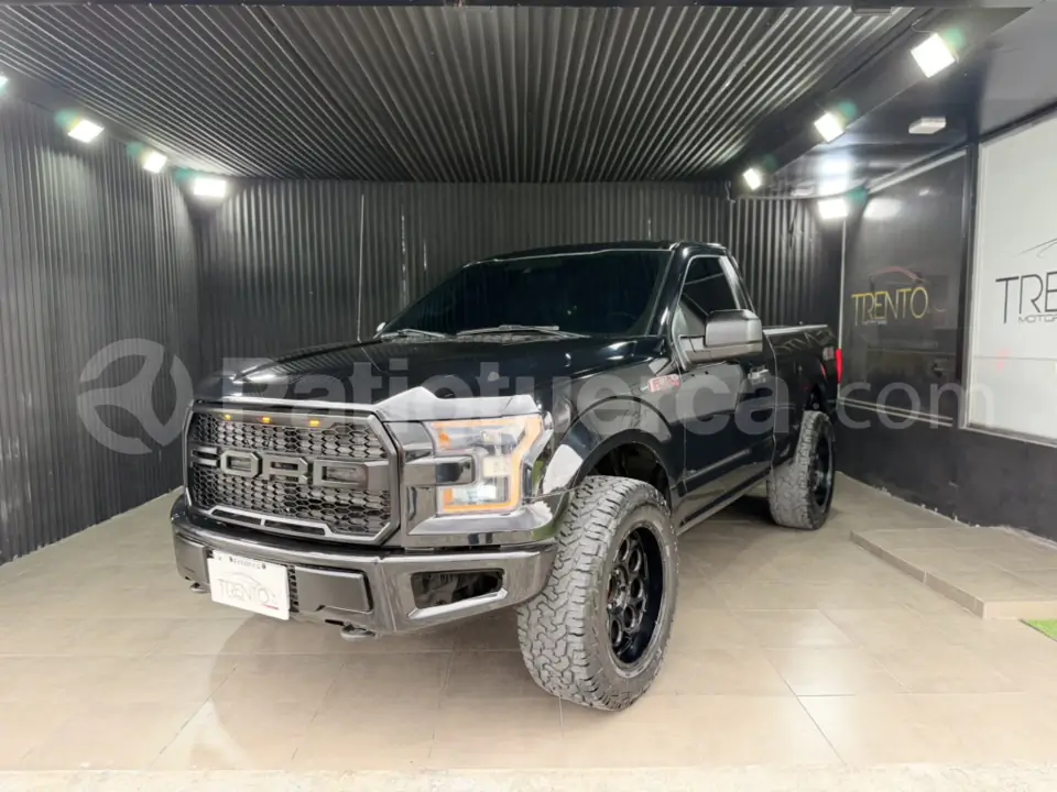 Foto 1 de Ford F150 CS 4x4