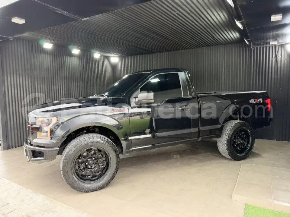 Foto 3 de Ford F150 CS 4x4