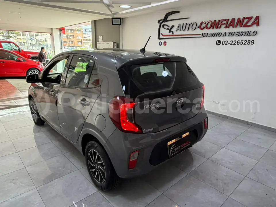 Foto 7 de Kia PICANTO LX