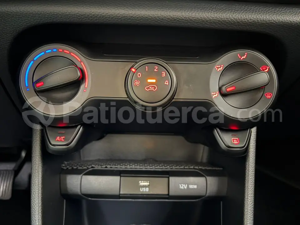 Foto 21 de Kia PICANTO LX