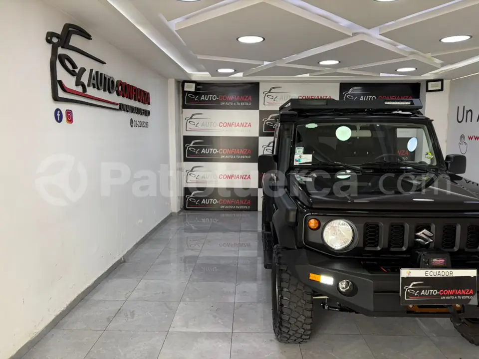 Foto 6 de Suzuki Jimny GL