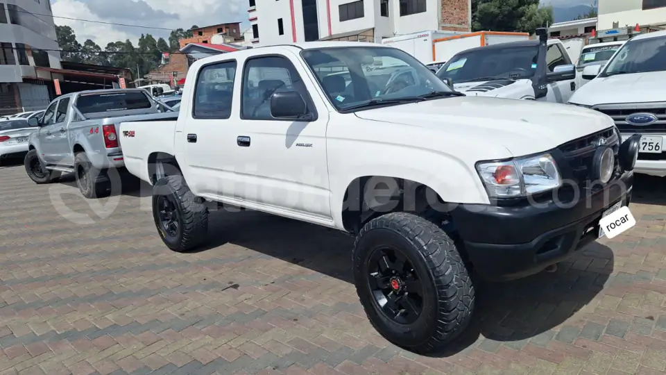 Foto 1 de Toyota Hilux CD 4X4