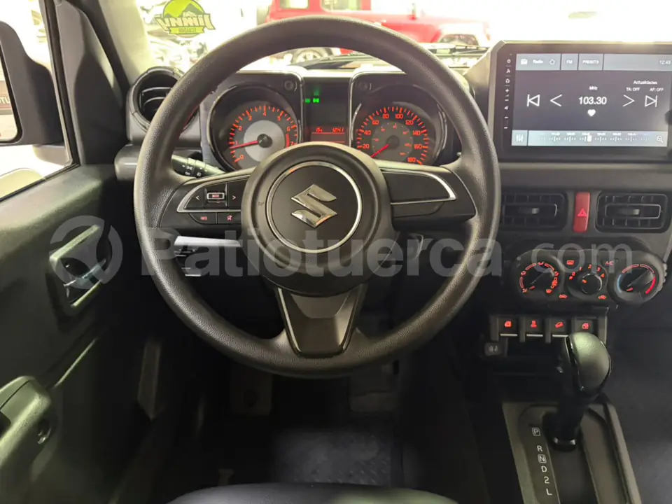Foto 16 de Suzuki Jimny