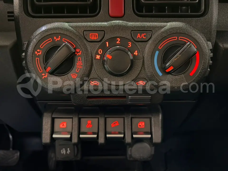 Foto 20 de Suzuki Jimny