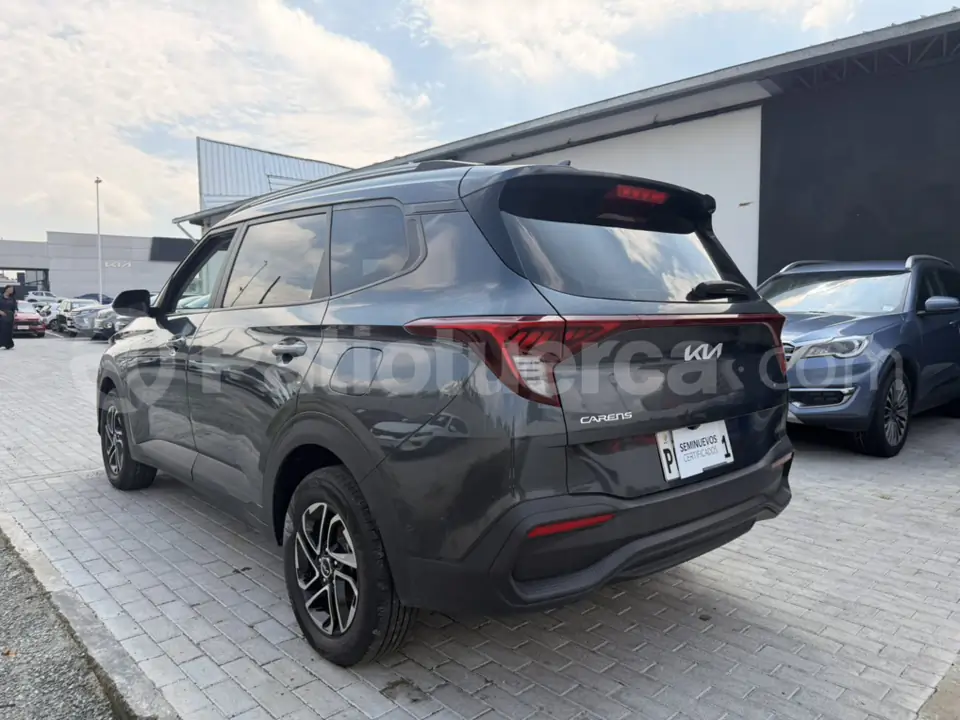 Foto 7 de Kia Carens