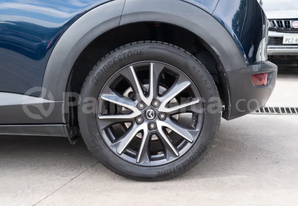 Foto 9 de Mazda CX-3 ENTRY