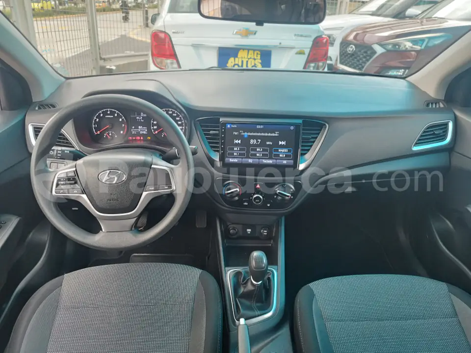 Foto 9 de Hyundai Accent New