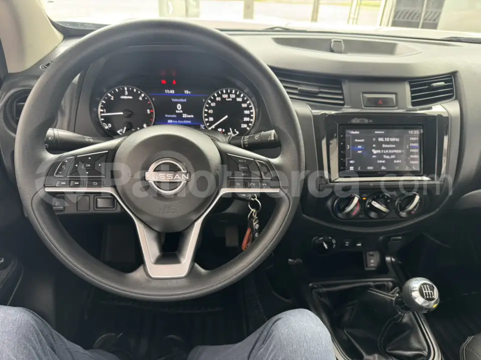 Foto 17 de Nissan Frontier SE