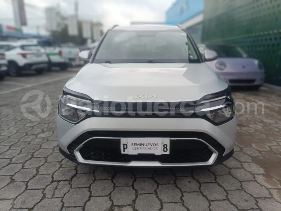 Foto 2 de Kia Carens