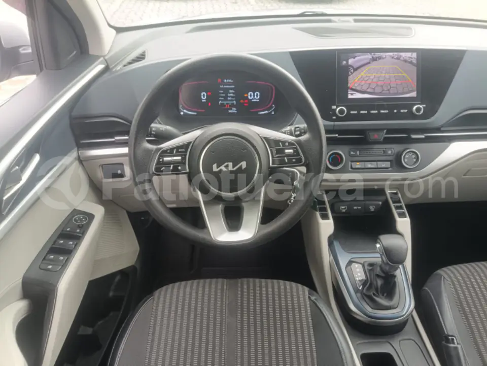 Foto 11 de Kia Carens