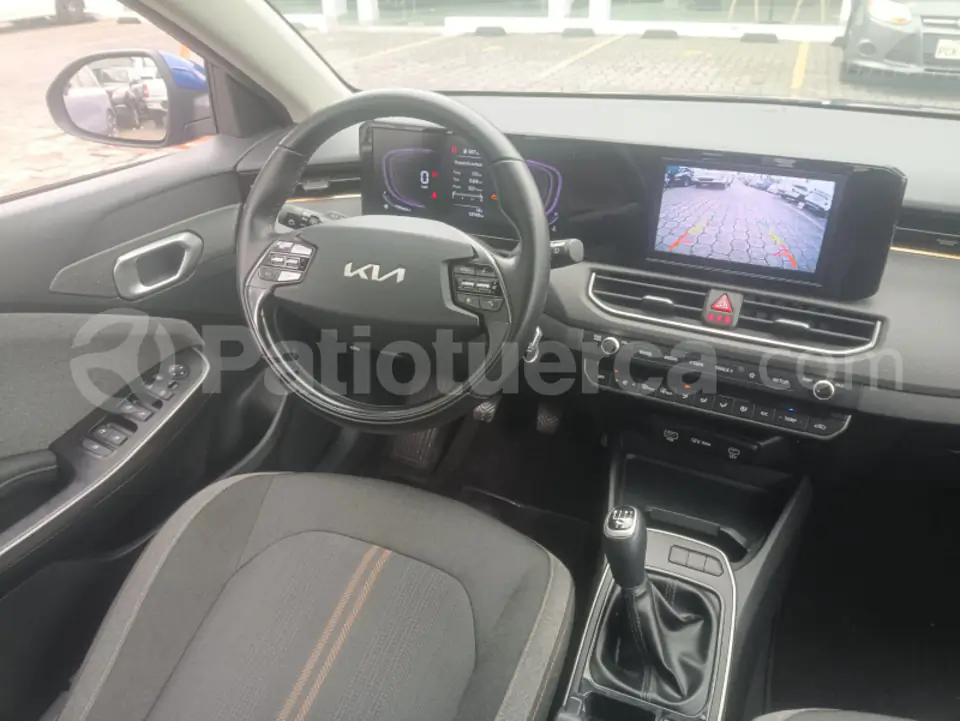 Foto 12 de Kia K3 CROSS