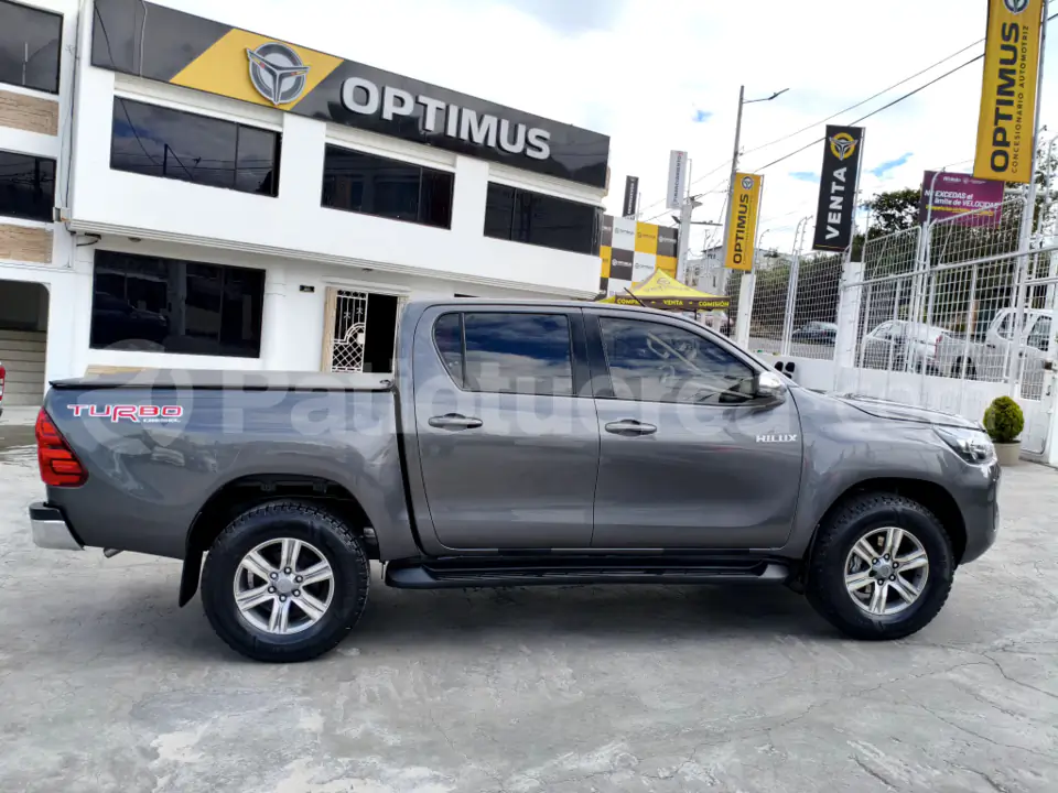 Foto 4 de Toyota Hilux CD 4x4 Diesel