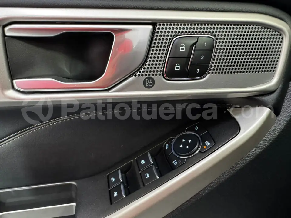 Foto 14 de Ford Explorer Limited