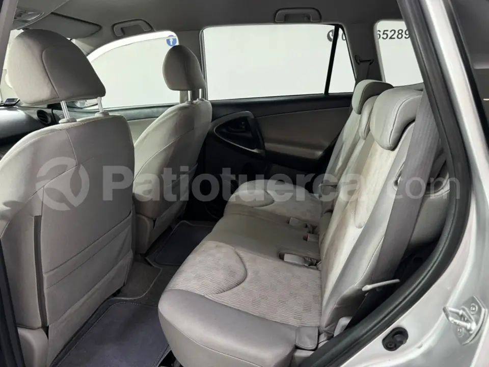 Foto 13 de Toyota RAV 4