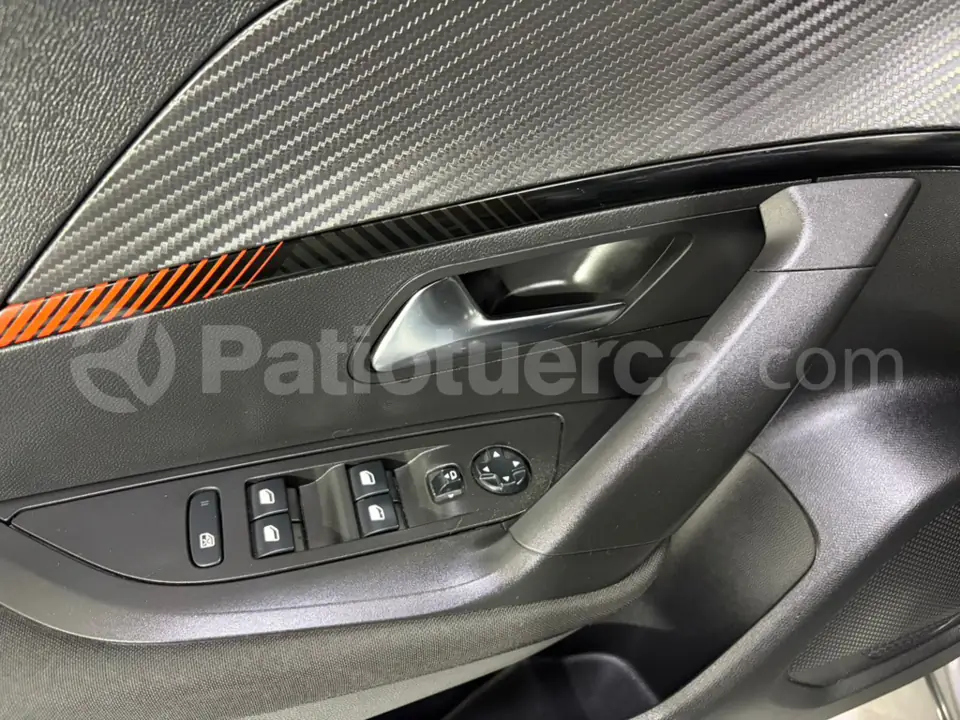 Foto 12 de Peugeot 2008 fin h