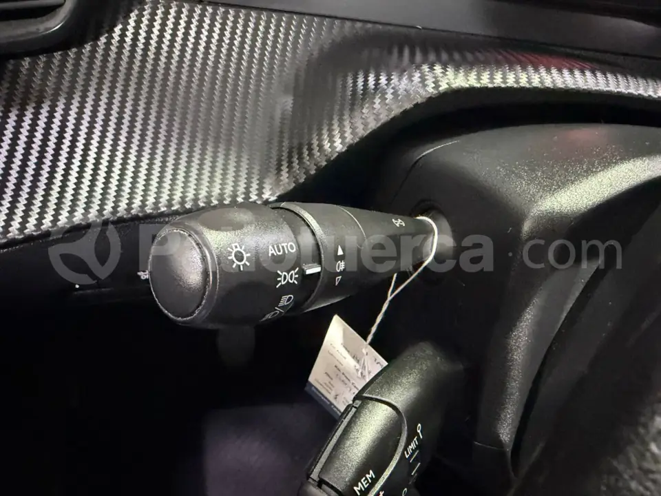 Foto 17 de Peugeot 2008 fin h