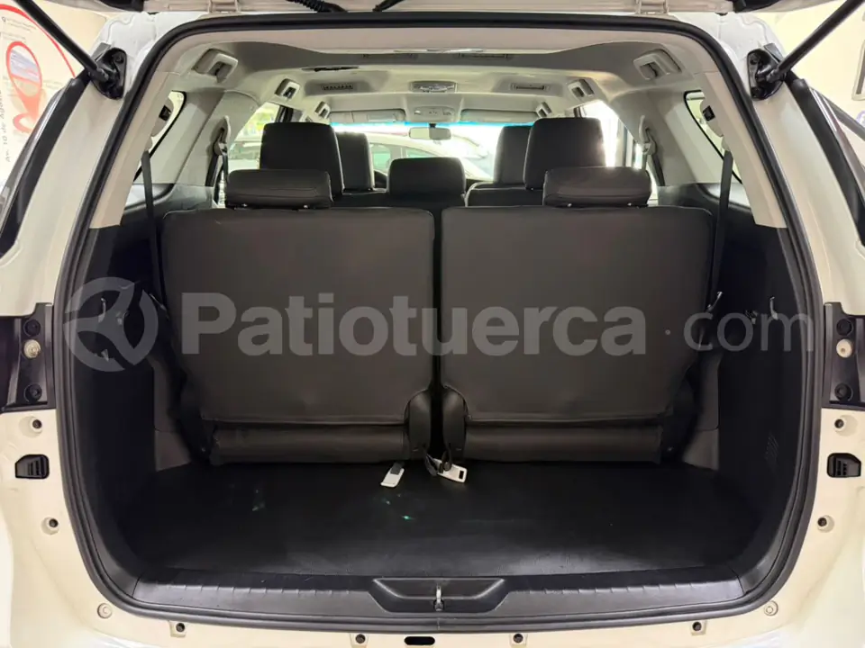 Foto 12 de Toyota New Fortuner