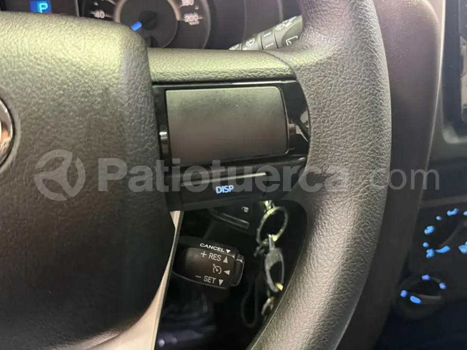 Foto 24 de Toyota New Fortuner